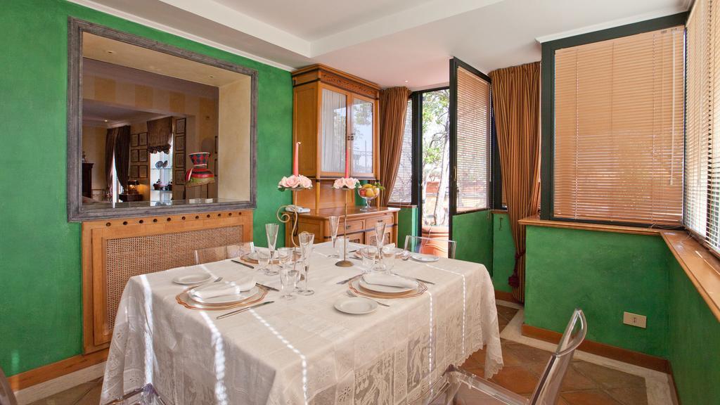 Rental In Rome - Fontana Di Trevi Penthouse Eksteriør billede