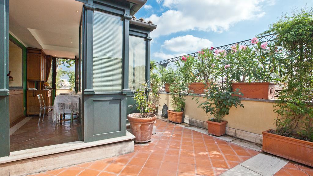 Rental In Rome - Fontana Di Trevi Penthouse Eksteriør billede