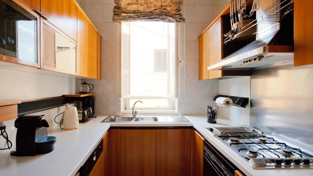 Rental In Rome - Fontana Di Trevi Penthouse Eksteriør billede