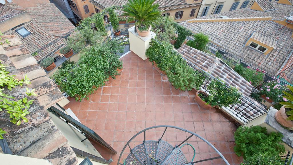 Rental In Rome - Fontana Di Trevi Penthouse Eksteriør billede